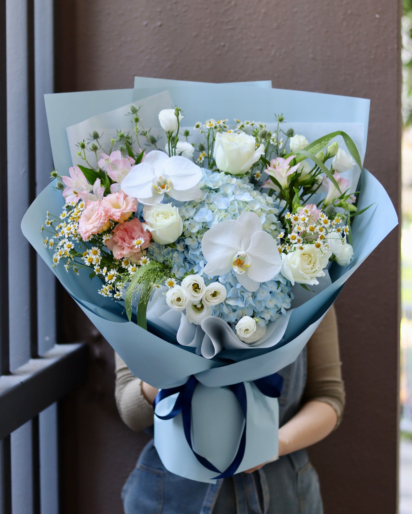 Winter Vibes | Florist's Choice