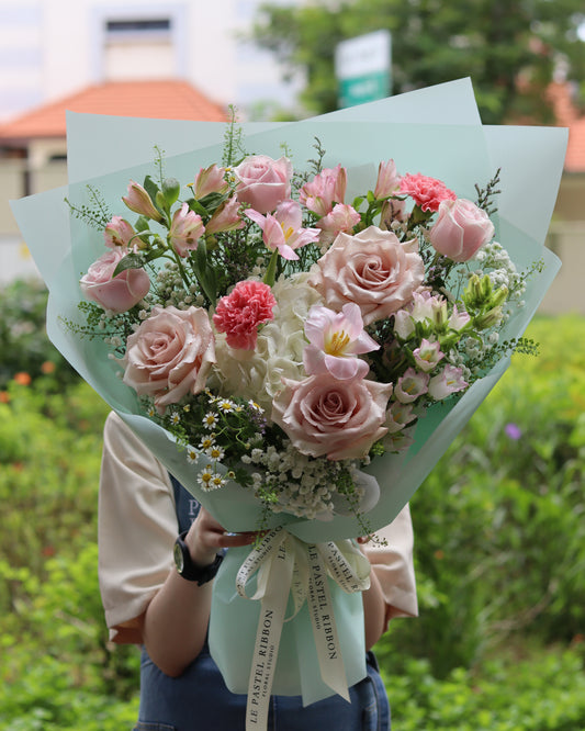 Blushing Serenity | Mix Bouquet