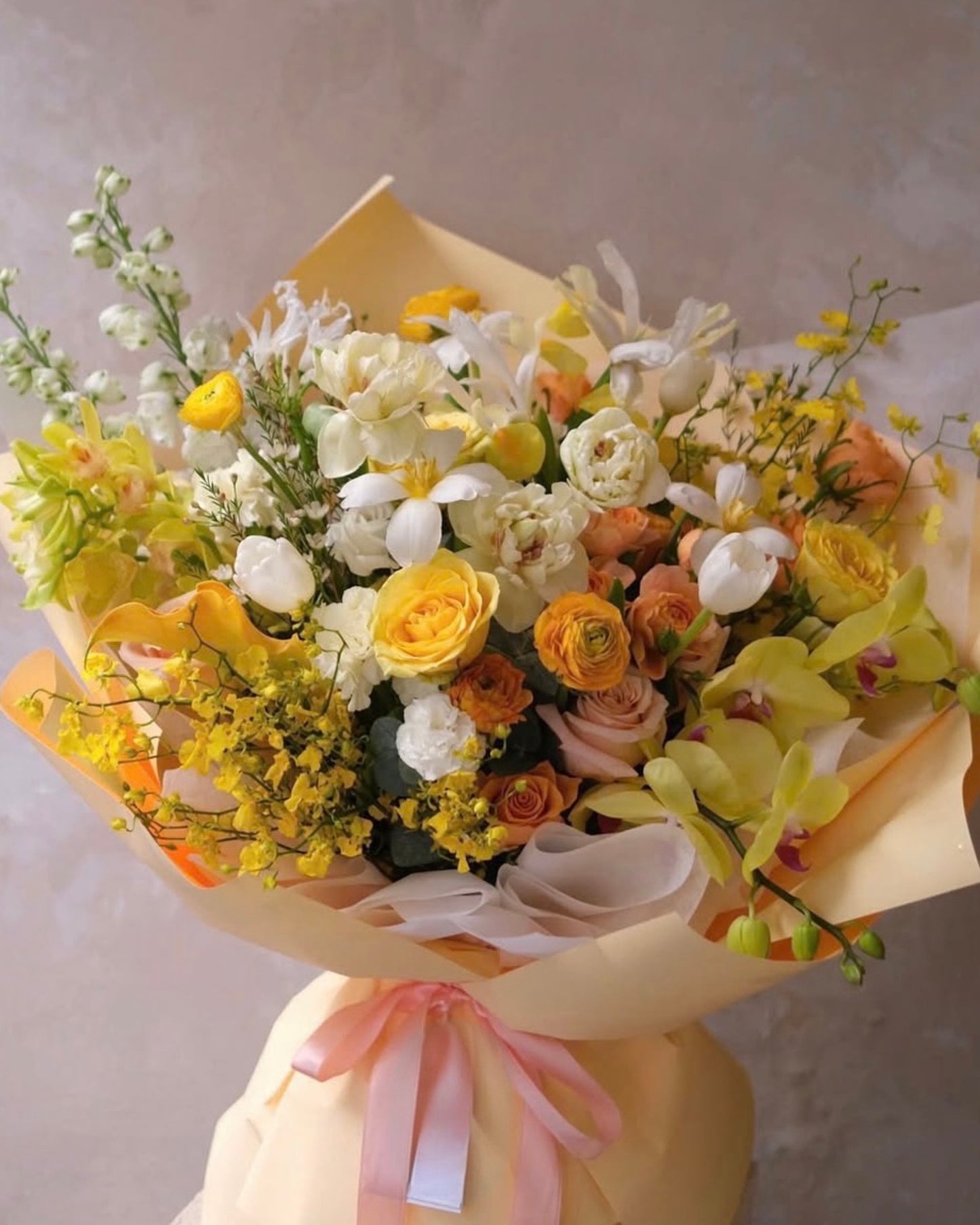Citrus Tones | Florist's Choice