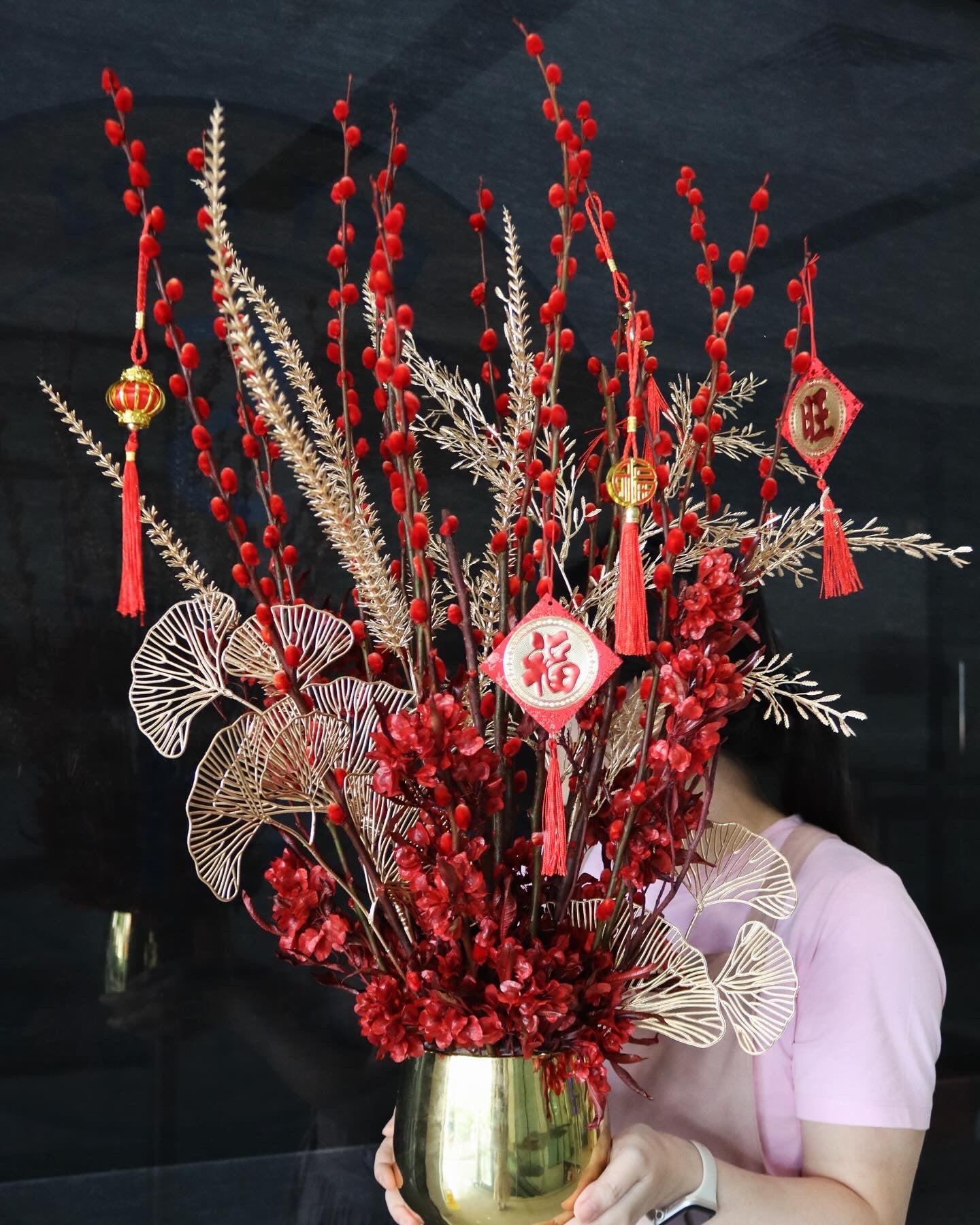 Abundance Red Willow Golden Pot (M)