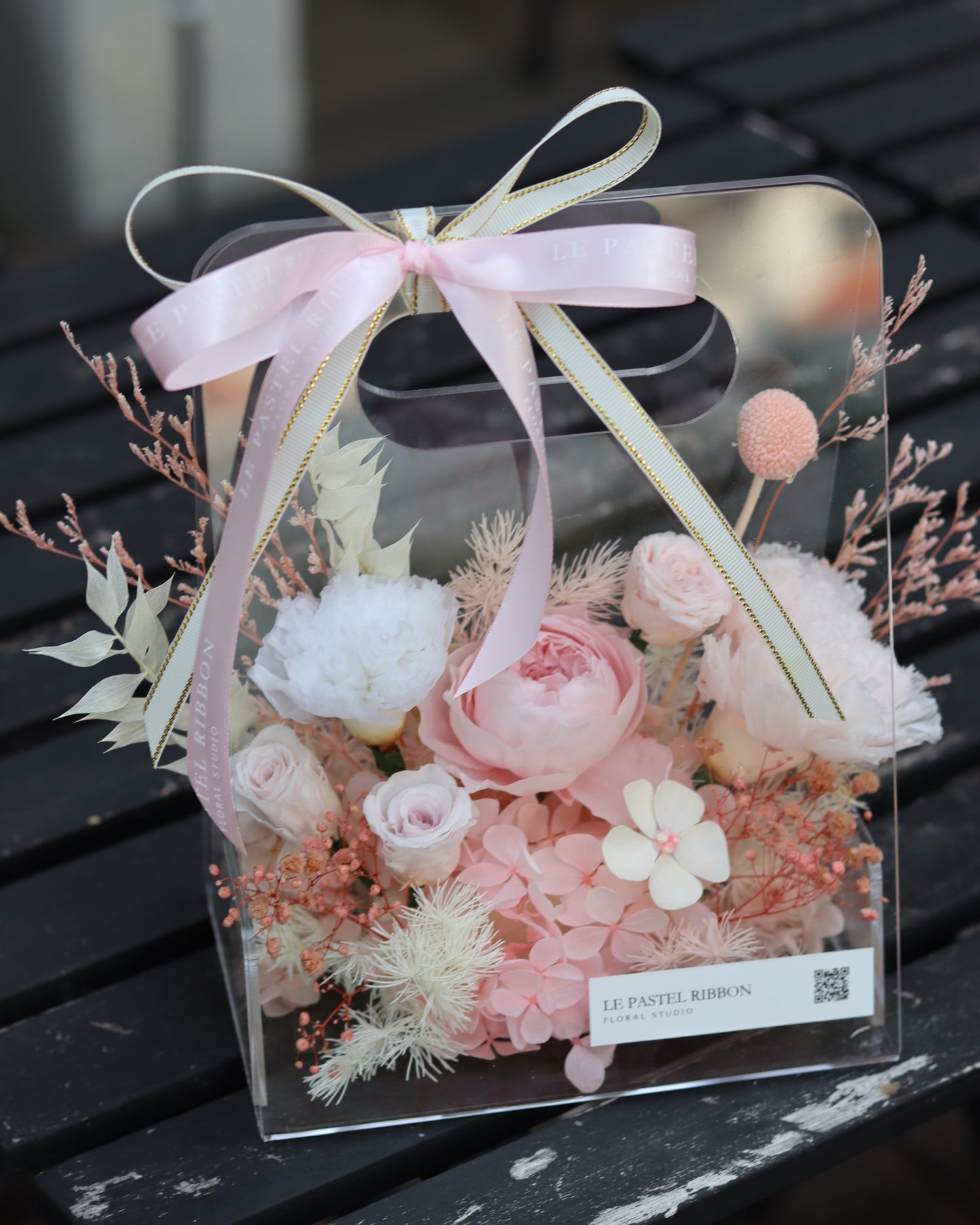 Acrylic Carry Box | Preserved Flowers