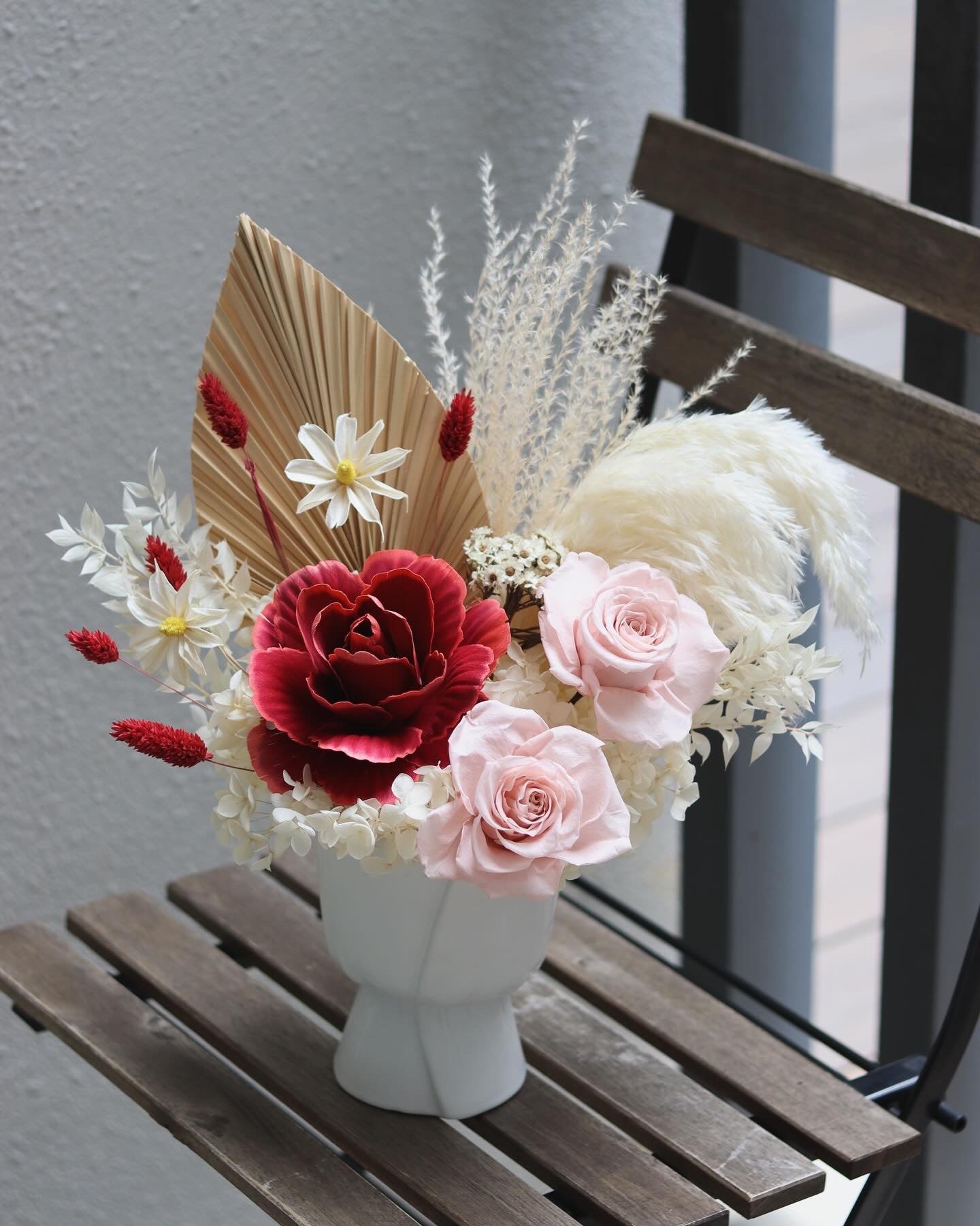 Sandy Peony Wood | Preserved Flower Vase