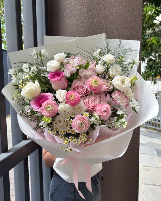 Seasonal Pink Bloom | Florist's Choice