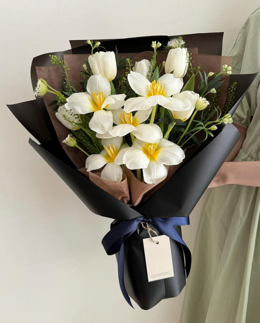 White Tulip Summer Night | Single Color Bouquet