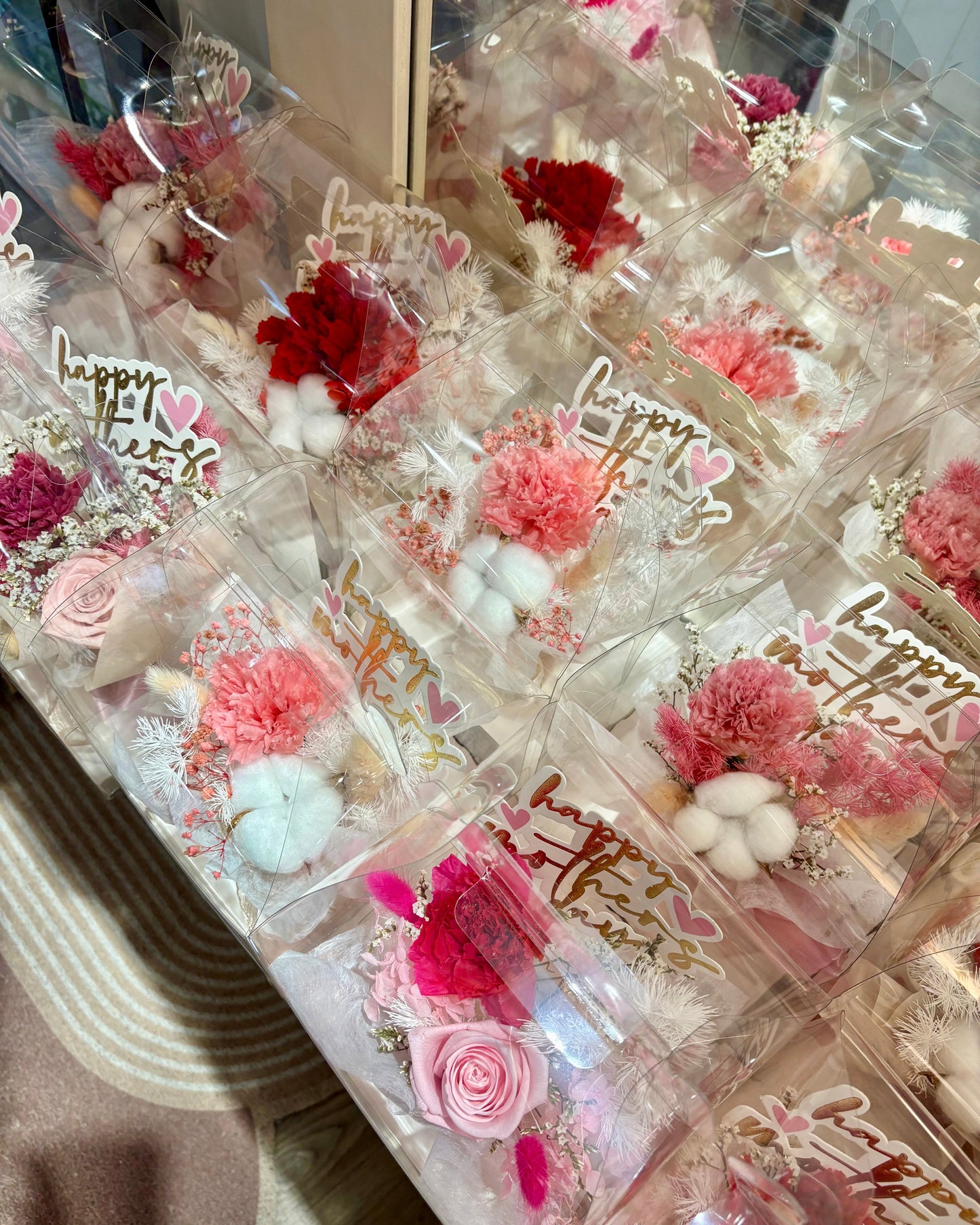 Rose & Carnation | Preserved Flower Gift Box