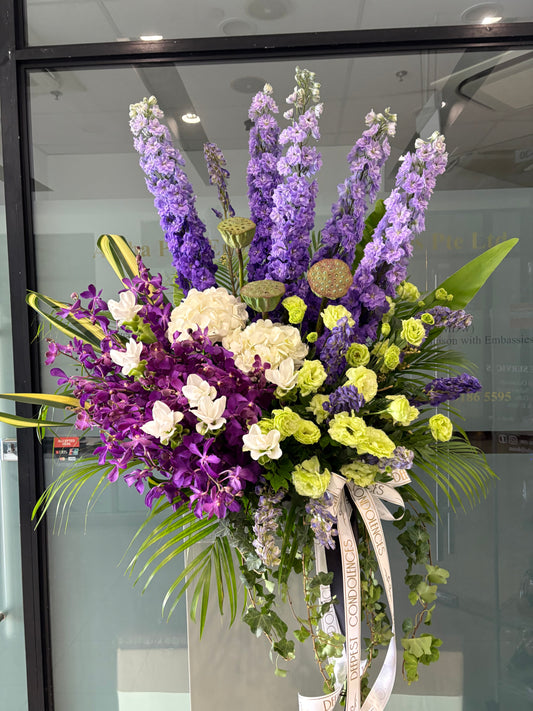Light of Love | Flower Box Stand