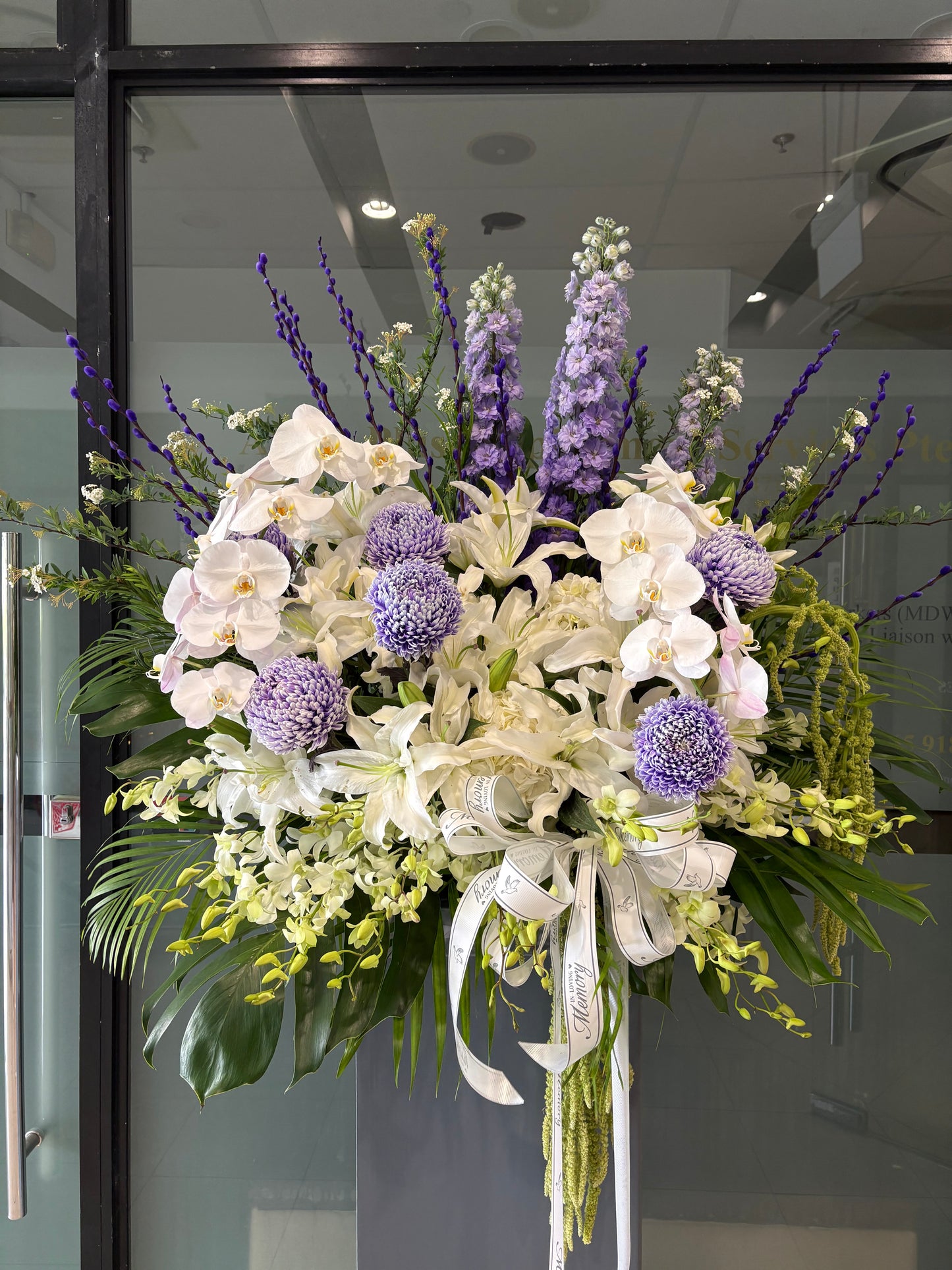 Solenne | Flower Box Stand