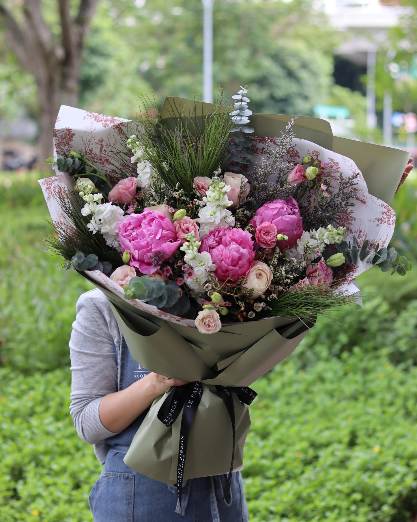 Winter Peony | Fresh Flower Bouquet