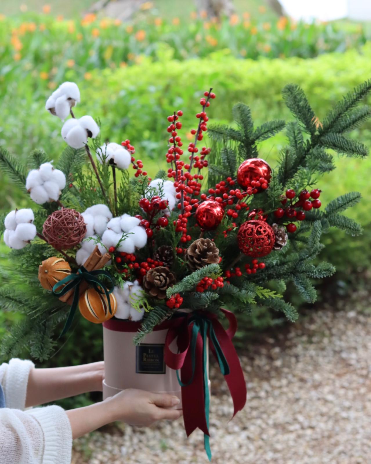 The Winter Magical | Holiday Arrangement