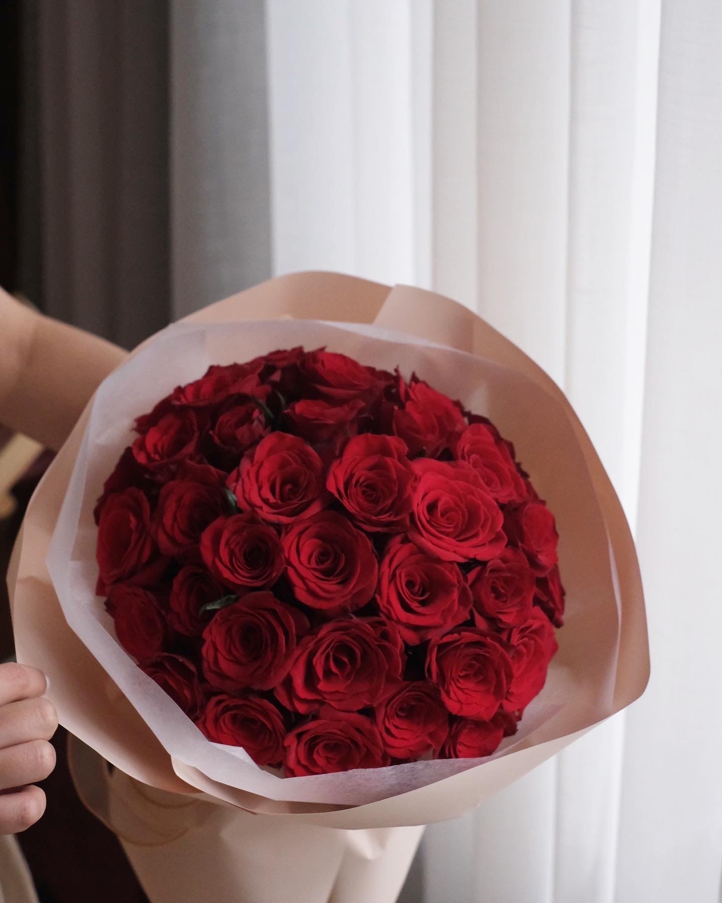 30 Premium Red Rose Classic Round Bouquet