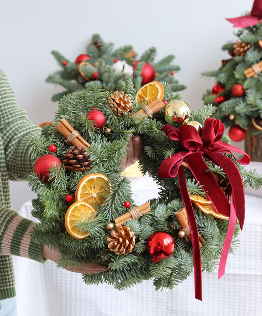 Christmas Fresh Wreath | Full 30cm