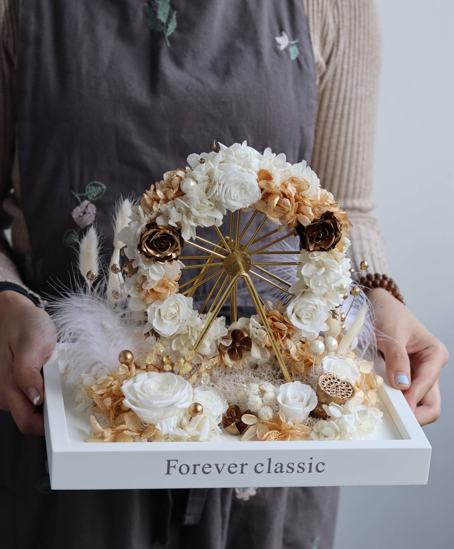 White Fairy Wheel - Preserved Flowers