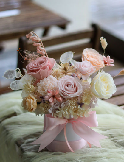 Peaches & Cream Bloom Box - Preserved Flower